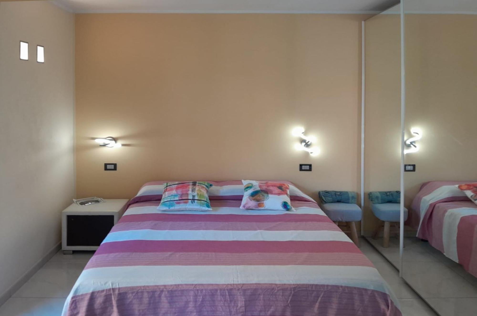 La Casina Apartment Laglio Bagian luar foto